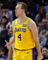 伟德体育-神操作！真实命中率74%，2换1完成史诗级升级，佩林卡，真有你的