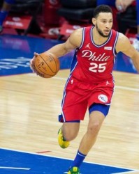 伟德体育-用三双回击交易流言 西蒙斯留队却难寻永恒避风港