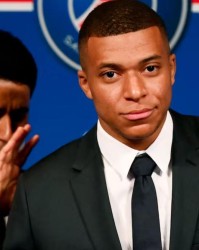 韦德官方网站-阿斯：巴黎彻底调整球队规划，对讨价还价的球员敞开离队大门